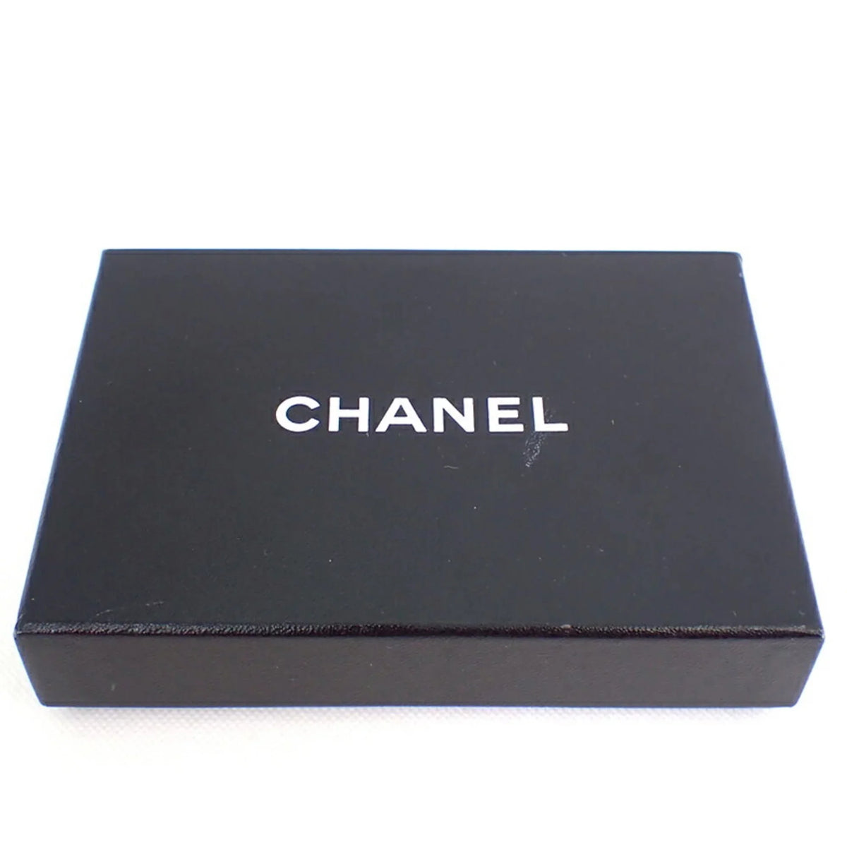 Pre-Owned CHANEL Chanel sparkling chain pouch coin case (Good)