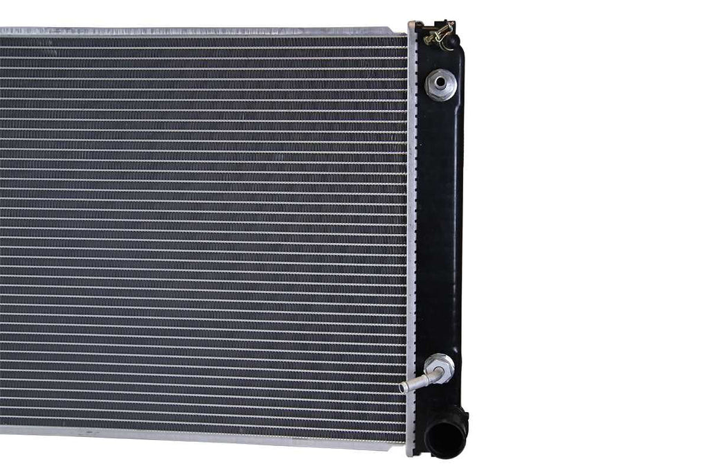 AutoShack Radiator Replacement for 2006 2007 2008 2009 2010 2011 2012 2013 2014 2015 2016 2017 2018  RAV4 2.4L 2.5L 3.5L V6 4WD AWD FWD RK1161